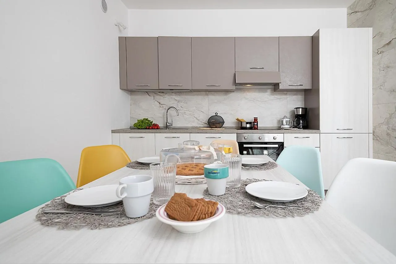 Casa Viola - Regarda Travel Apartment Lazise Italy